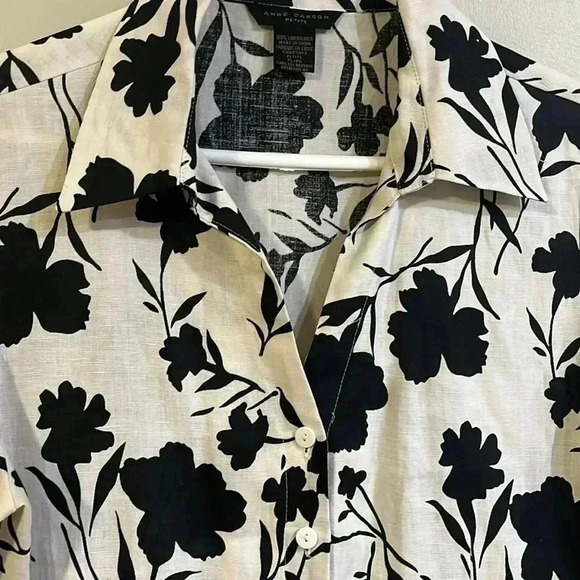 [PL] Anne Carson Petite Linen Black  Floral L/S Button Down Shirt - Picture 3 of 9